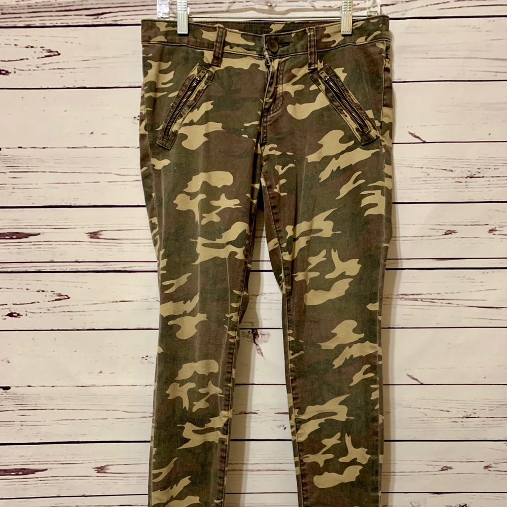 KUT Camo jeans